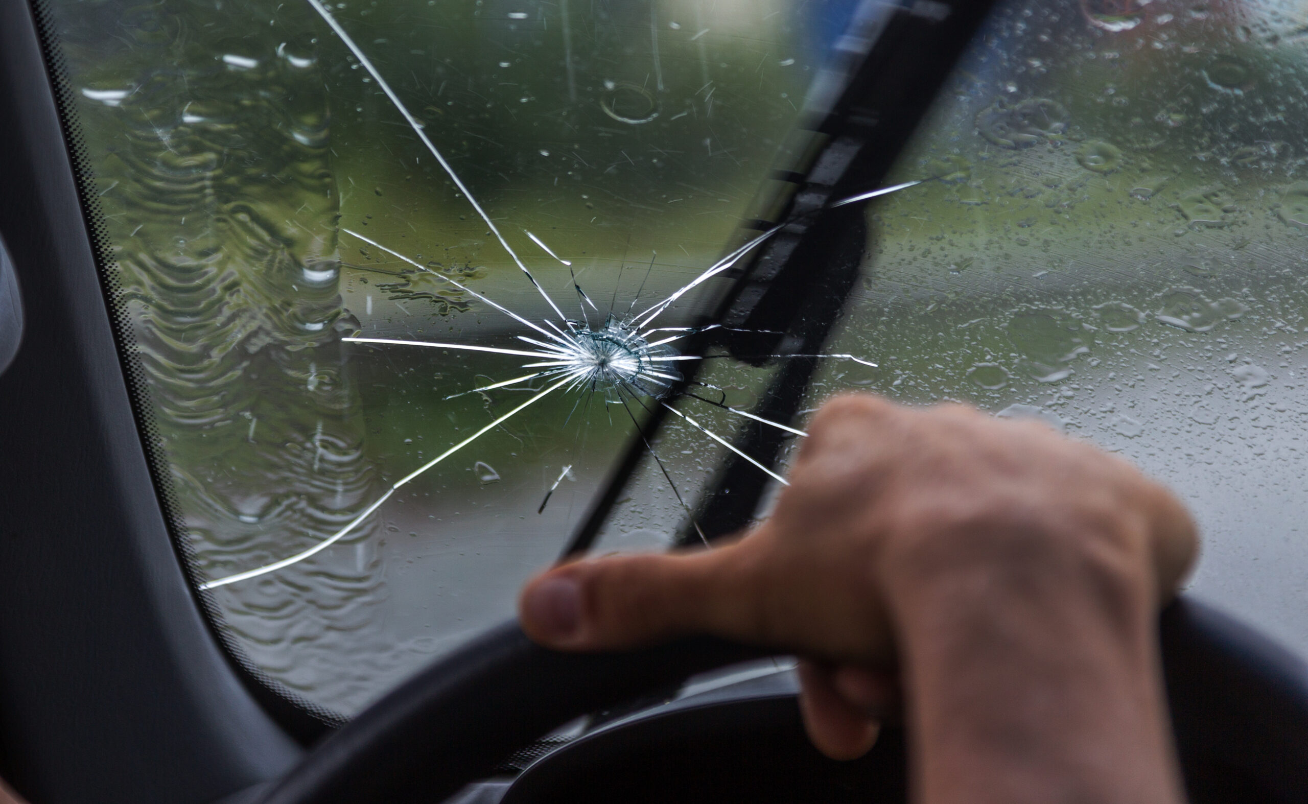 crack on a windshield Bountiful UT